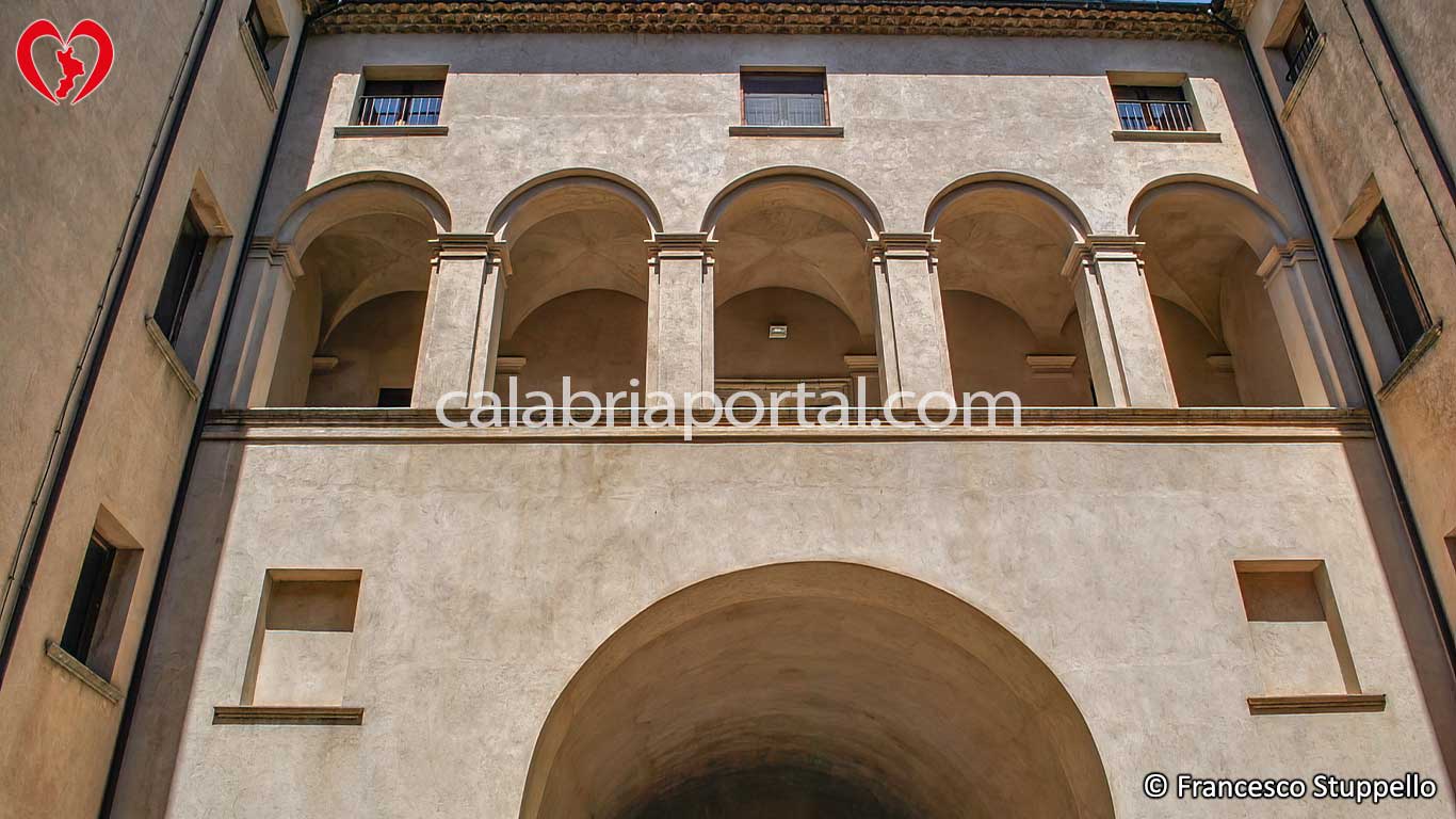 Palazzo dei Principi Sanseverino ad Acri (CS)