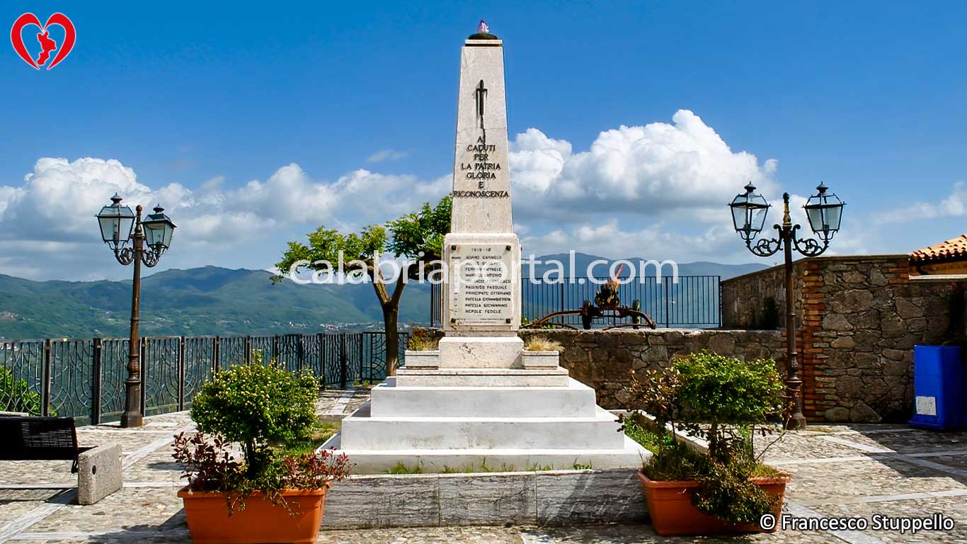 Monumento ai Caduti per la Patria ad Altilia (CS