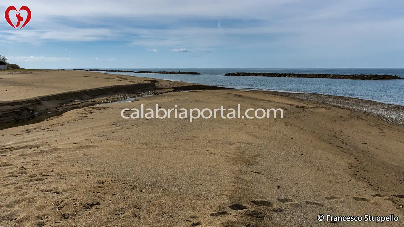Spiaggia e Scogli di Santa Litterata a Belvedere Marittimo (CS)