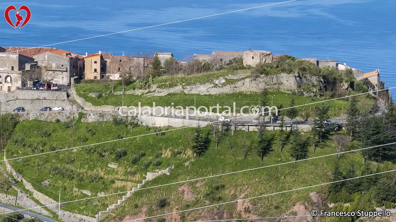 Veduta Panoramica dell'Area del Castello di Fuscaldo (CS)