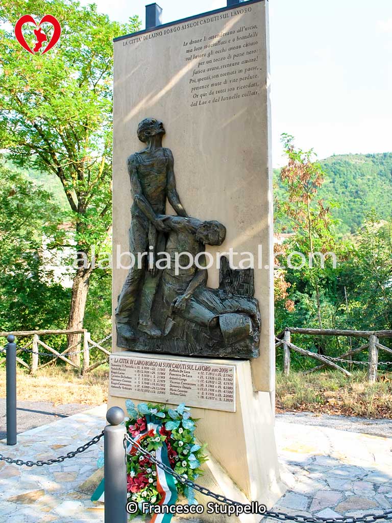 Monumento ai Caduti sul Lavoro di Laino Borgo (CS)