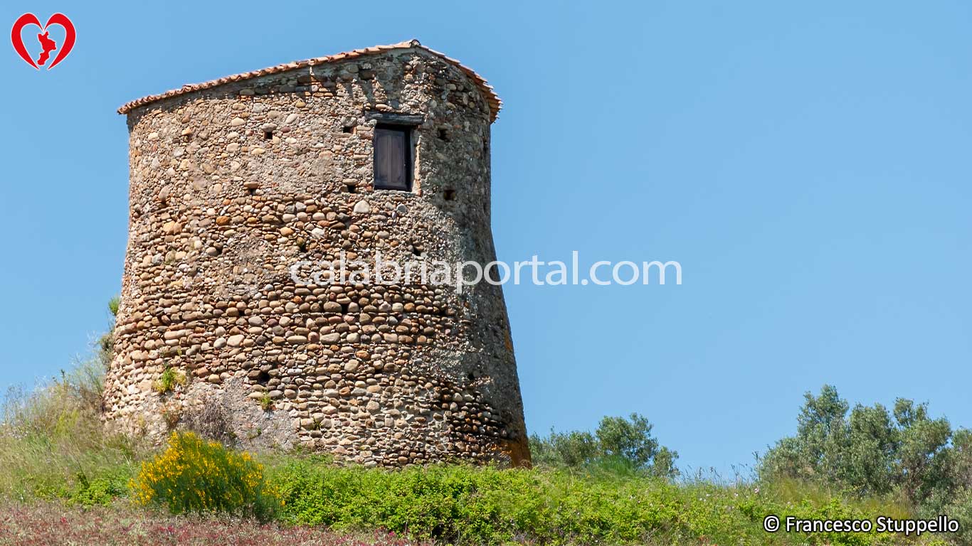 Mirto (CS): Torre di Santa Tecla