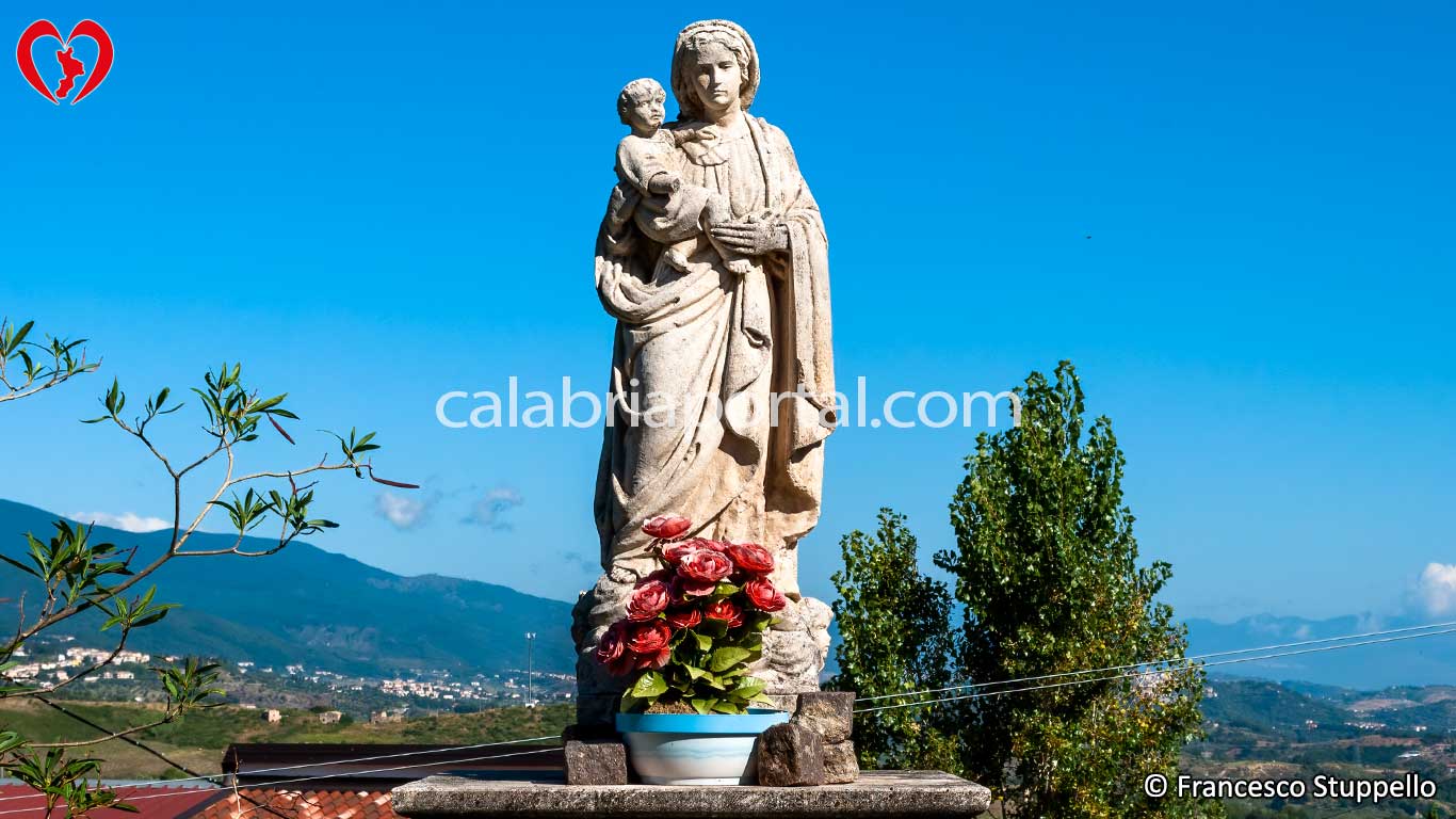 Monumento alla Vergine Maria a Rende (CS)