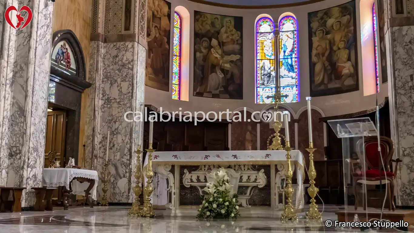 Presbiterio della Cattedrale di San Marco Argentano (CS)