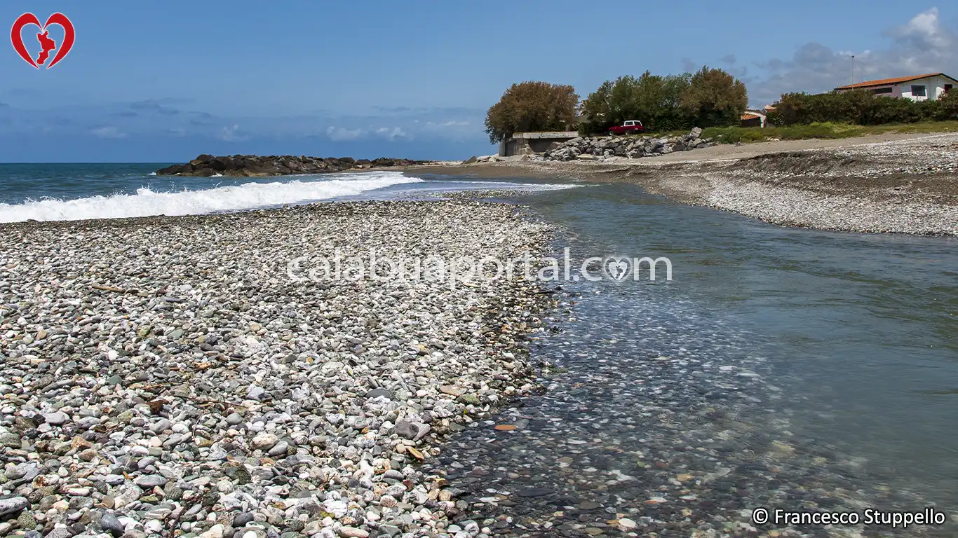 La Foce del Fiume Sangineto presso la Spiaggia di Pietrabianca