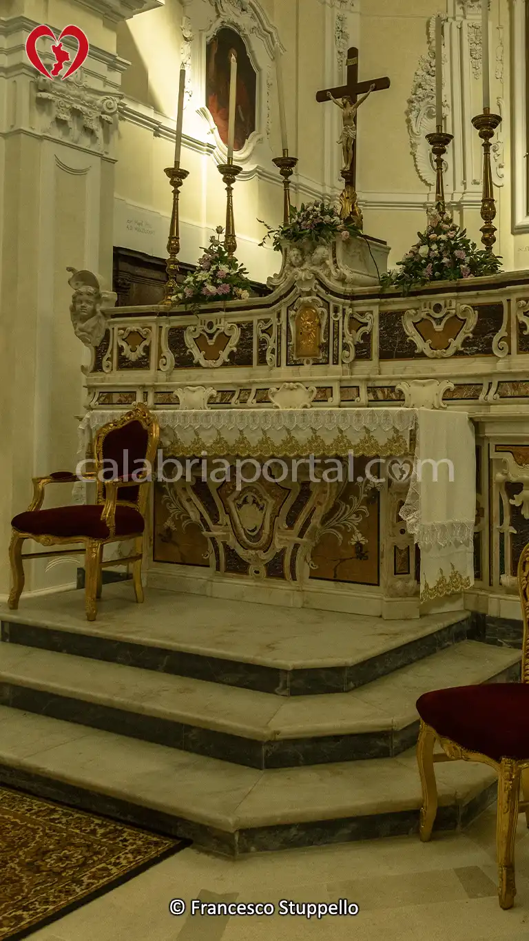Altare Maggiore della Chiesa di San Giuseppe a Santa Domenica Talao