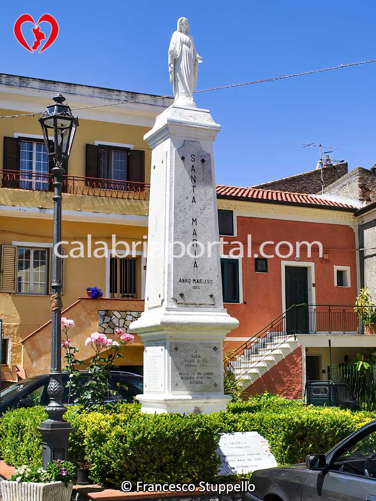 Il Monumento ai Caduti per la Patria a Santa Maria del Cedro (CS)