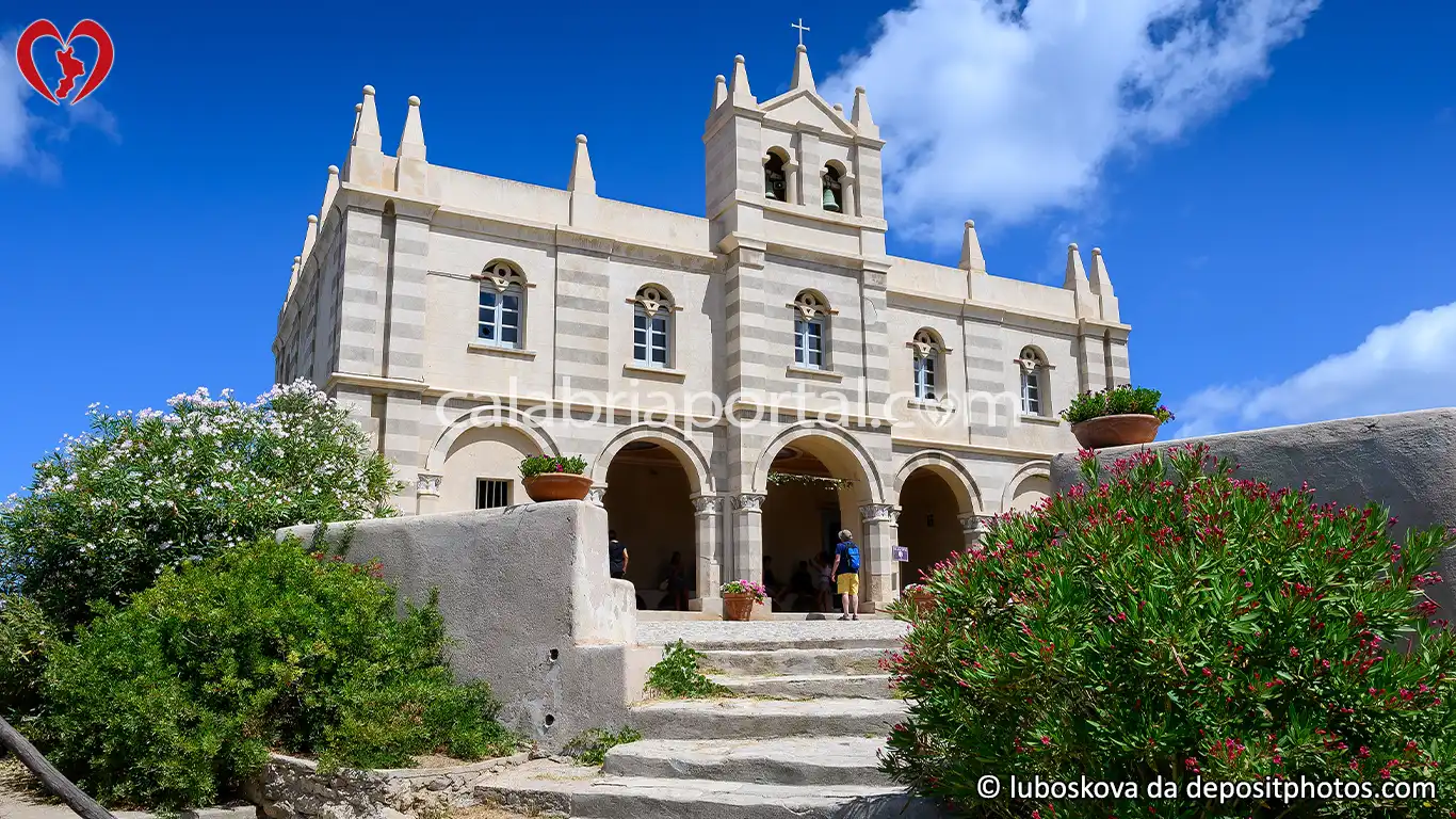 Chiesa di Santa Maria dell'Isola a Tropea (VV)