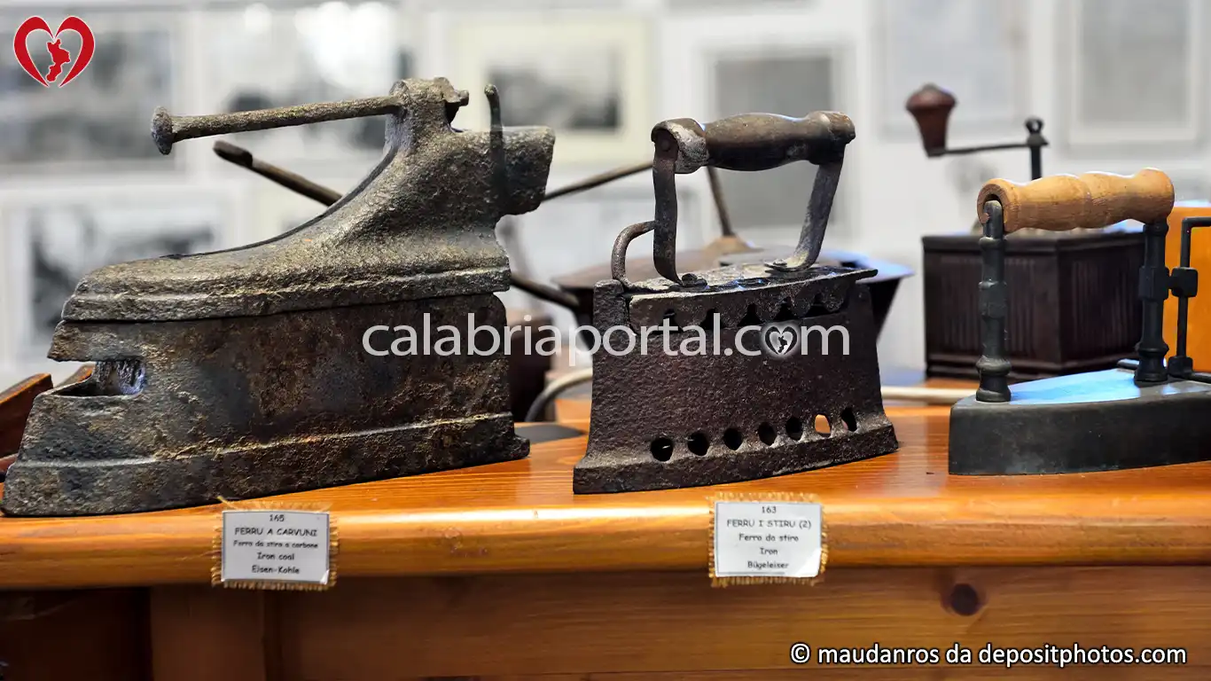 Esposizione del Museo Rupestre e della Civiltà Contadina a Zungri