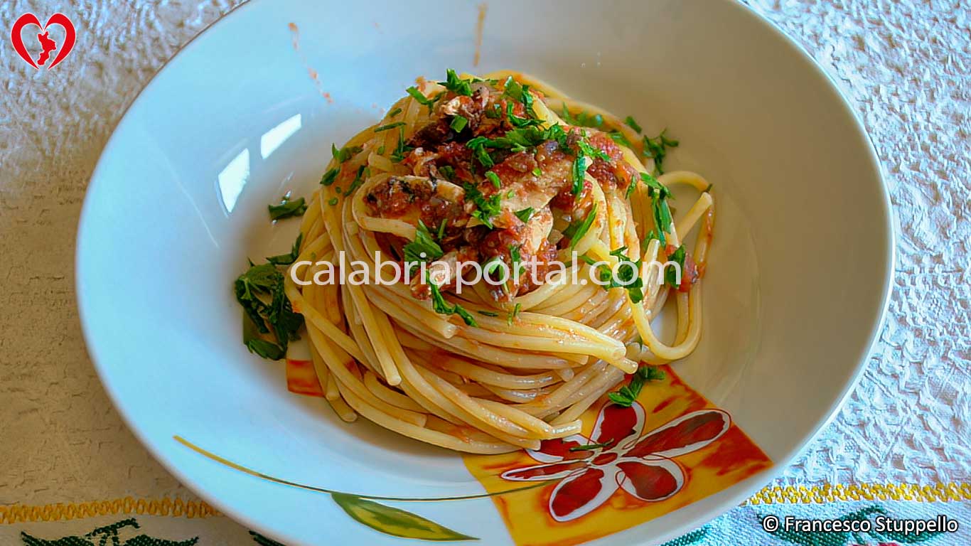 Ricetta degli Spaghetti con le Alici: piatto pronto
