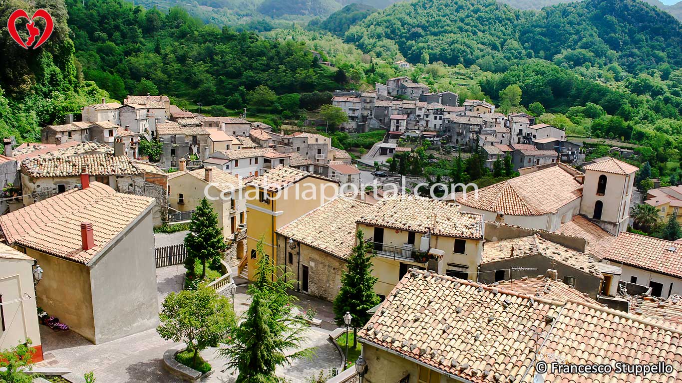 Falconara Albanese (Calabria): cosa vedere, fare, turismo