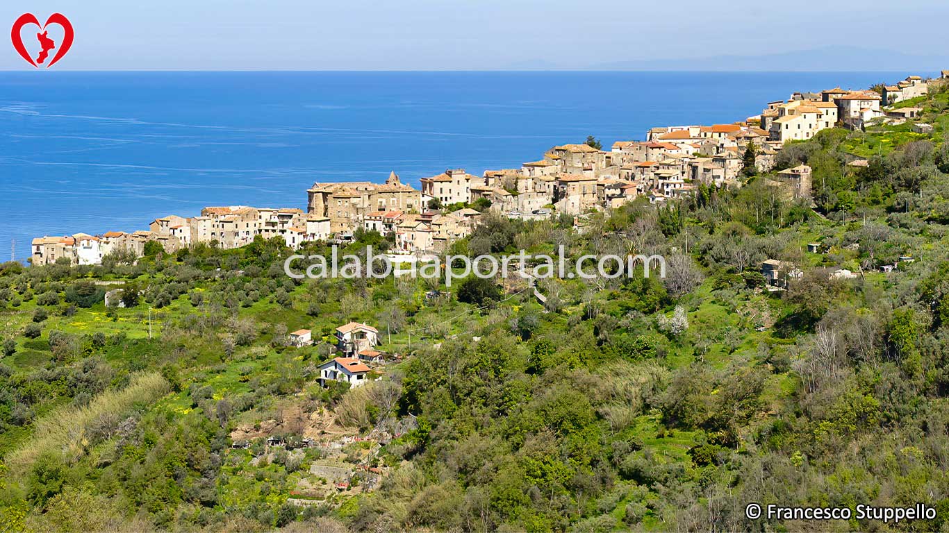 Longobardi (Calabria): cosa vedere, fare, turismo