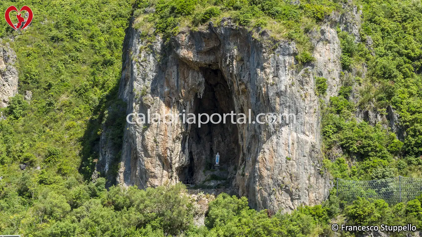 Grotta della Madonna di Lourdes a Orsomarso