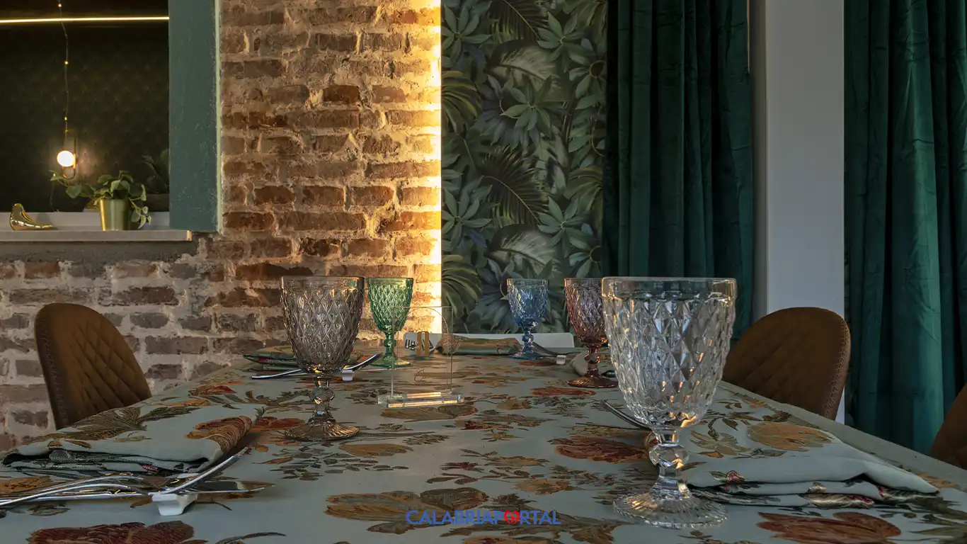 Mise en place curata e comfort per gli ospiti - Elite Restaurant Cetraro