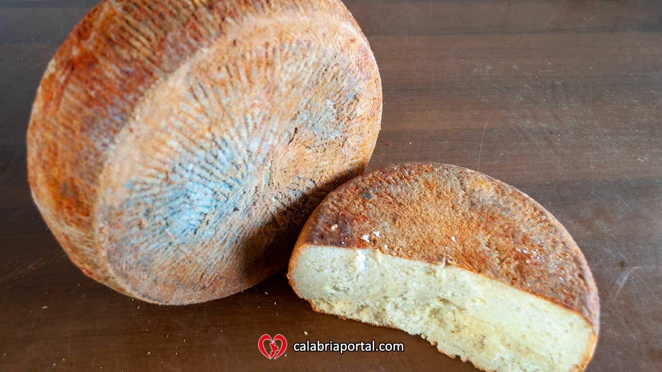 Formaggio Semistagionato - Azienda Agricola Paletta Franco