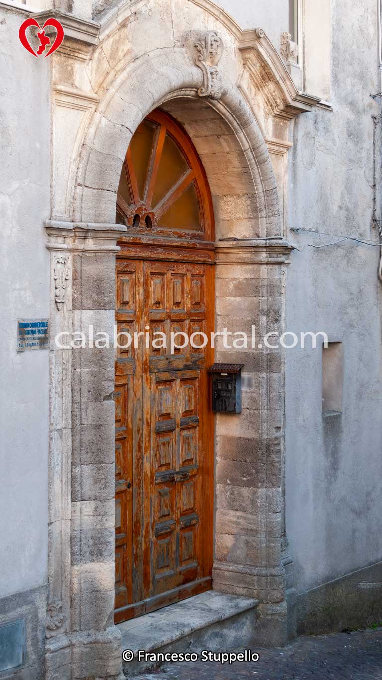 Portale Litico di Martirano (CZ)
