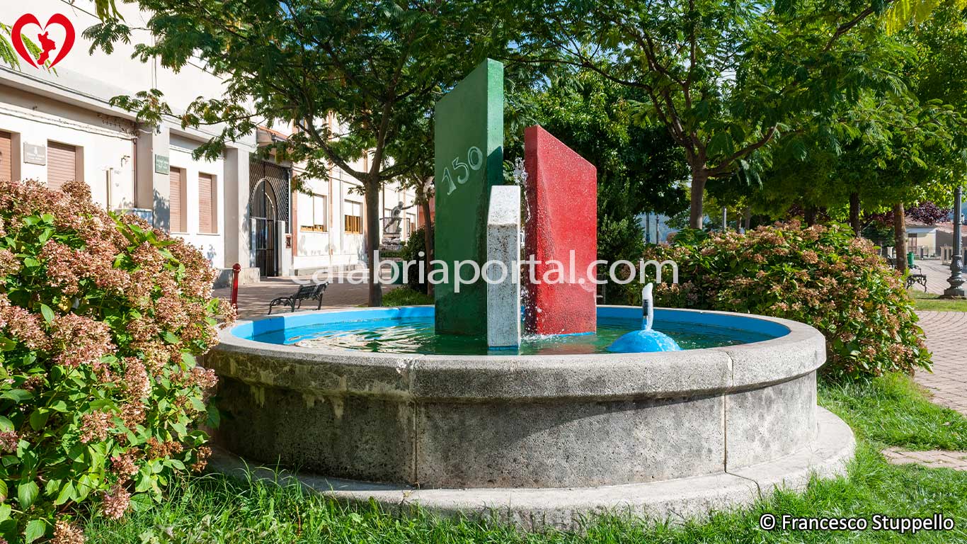 Fontana dell'Unità d'Italia a Motta Santa Lucia (CZ)