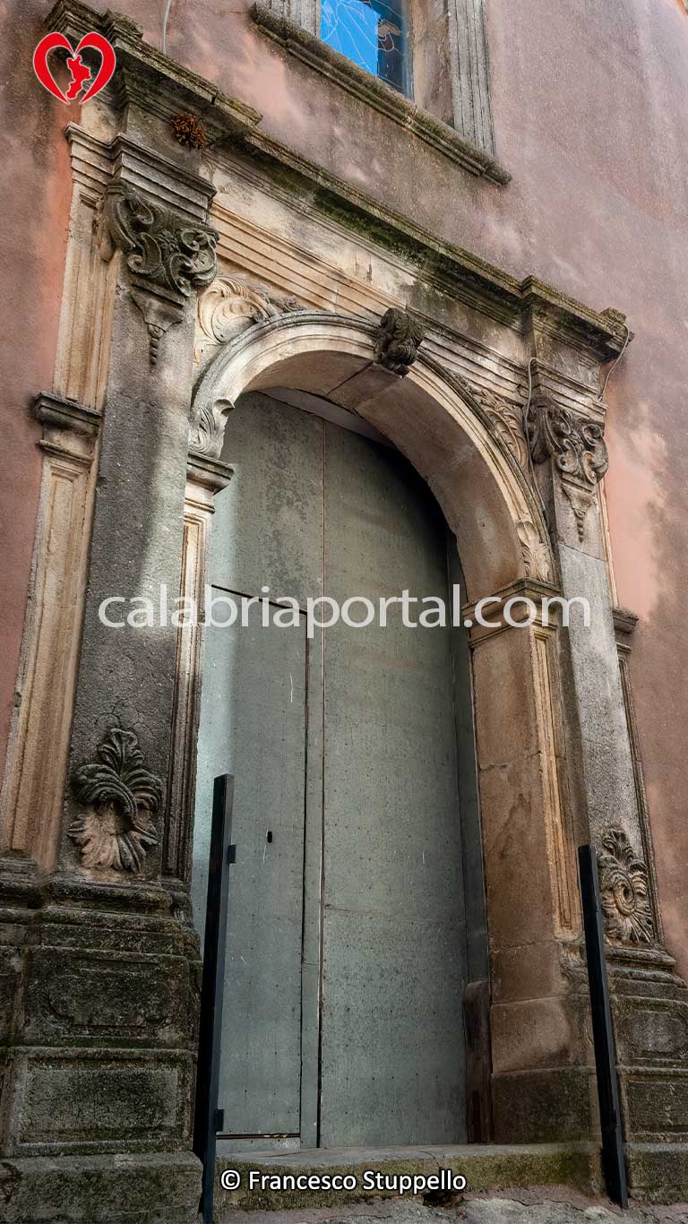 Portale Litico di Motta Santa Lucia (CZ)