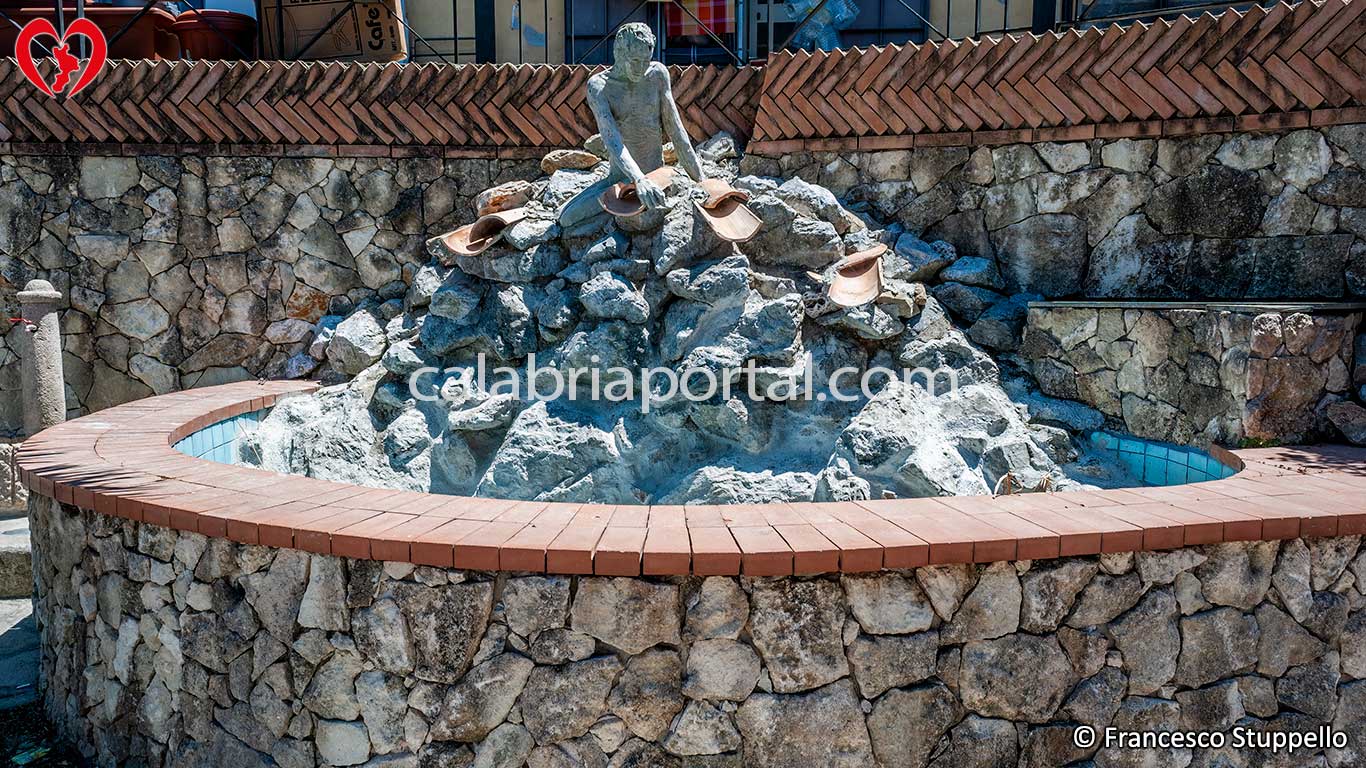 Fontana a San Mango d'Aquino (CZ) Fontana a San Mango d'Aquino (CZ)