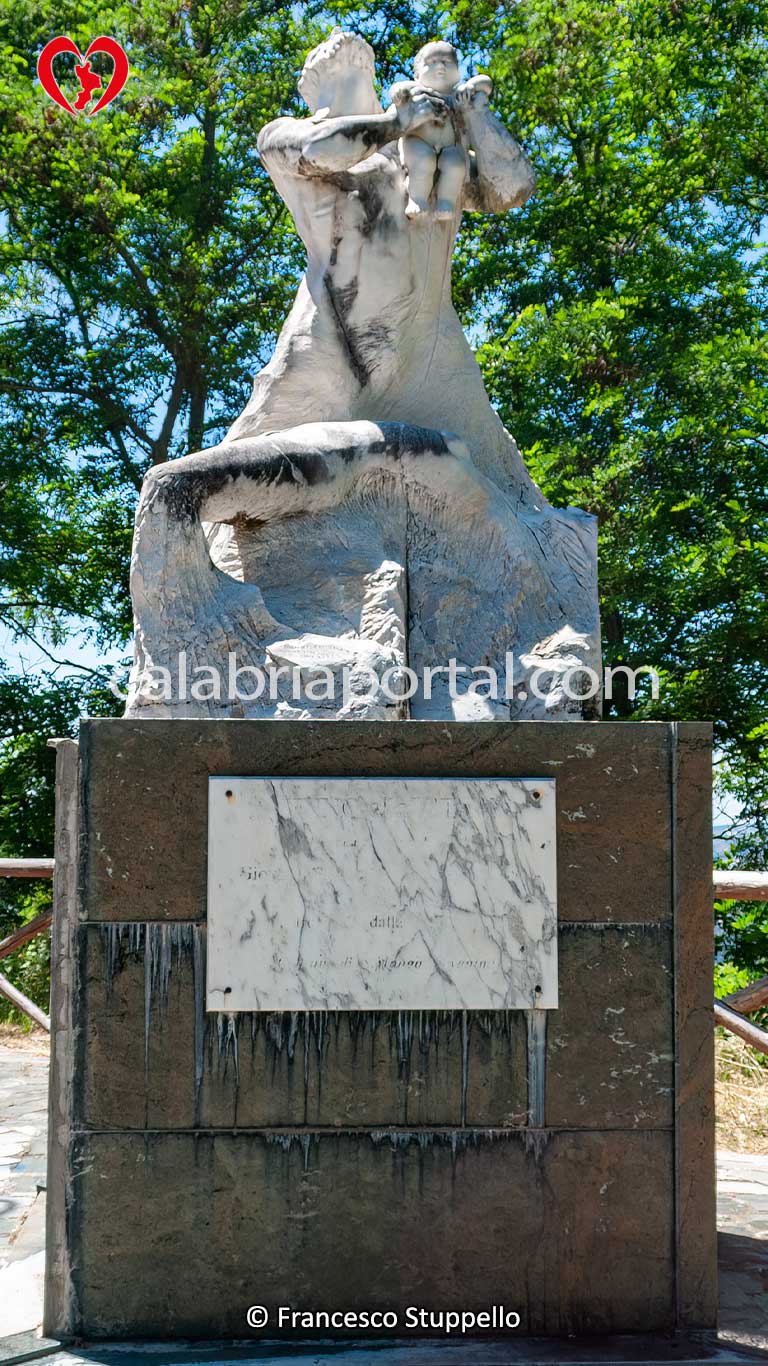 Monumento "Inno alla Vita" in Memoria dei Giudici Falcone e Borsellino a San Mango d'Aquino (CZ)