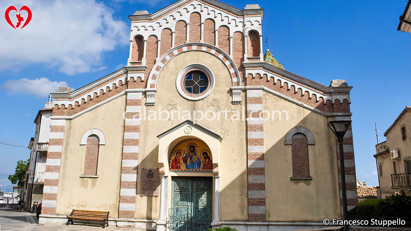 Chiesa di San Giovanni Battista ad Acquaformosa (CS) Chiesa di San Giovanni Battista ad Acquaformosa (CS)