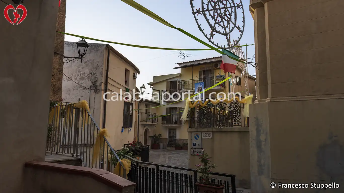Acquappesa (CS): Scorcio del centro storico