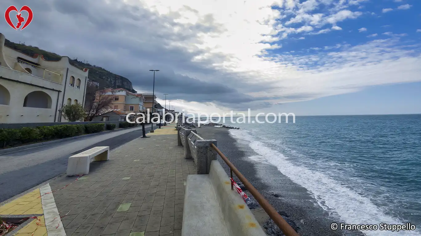 Lungomare di Acquappesa Marina (CS)
