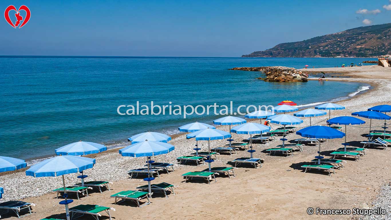 Mare della Calabria: spiagge, isole, scogliere e porti