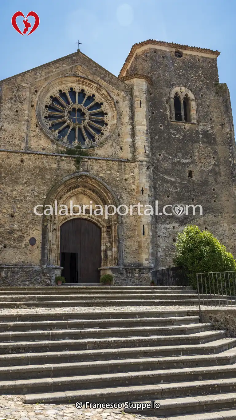 Facciata della Chiesa di Santa Maria della Consolazione ad Altomonte (CS)