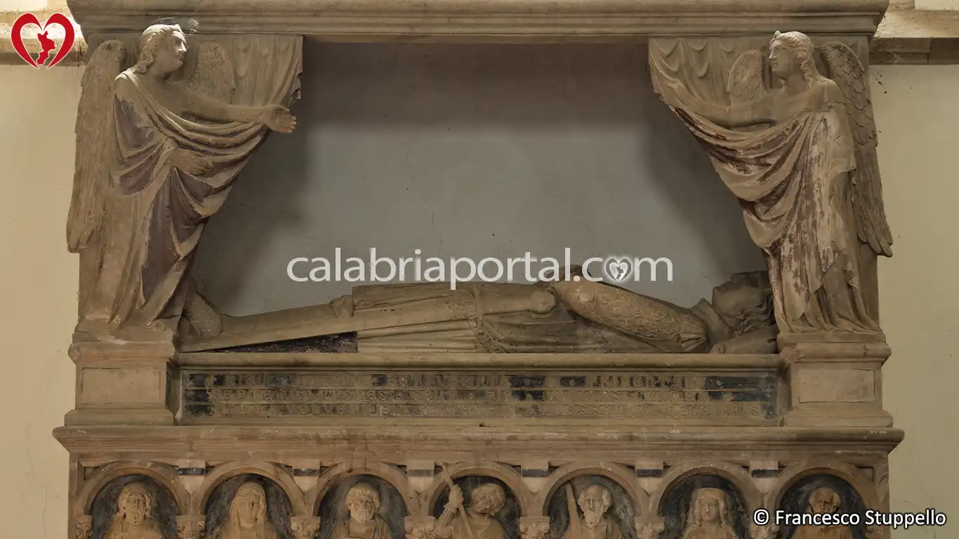 Tomba Monumentale di Filippo di Sangineto della Chiesa di Santa Maria della Consolazione ad Altomonte (CS)