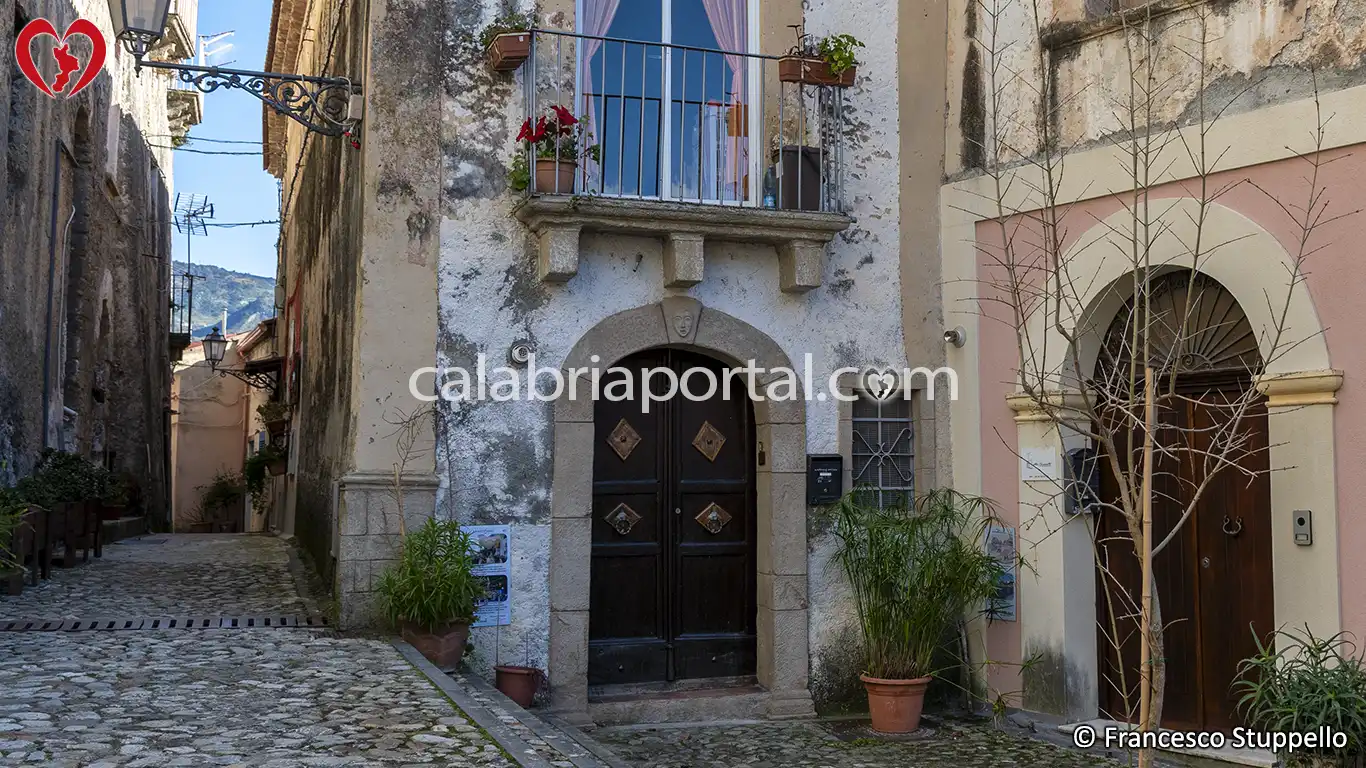 Scorcio de "La Chiazzetta" nel Centro Storico di Amantea