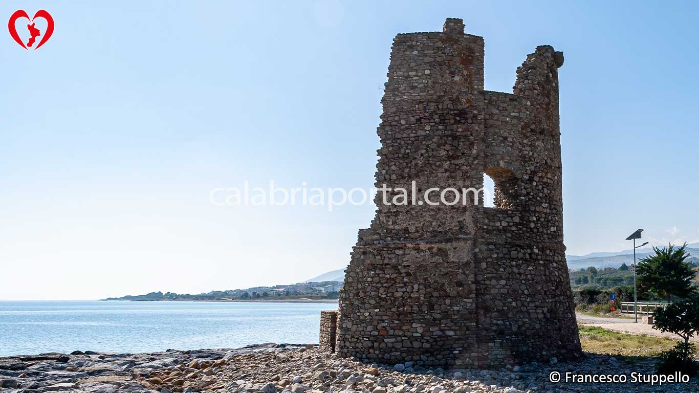 Torre Spaccata ad Amendolara (CS) Torre Spaccata ad Amendolara (CS)