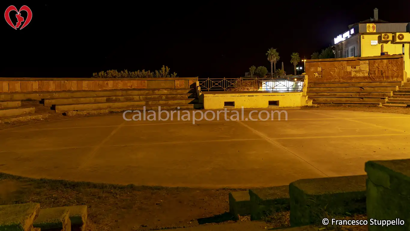 Anfiteatro a Belvedere Marittimo Marina - Calabria Anfiteatro a Belvedere Marittimo Marina - Calabria