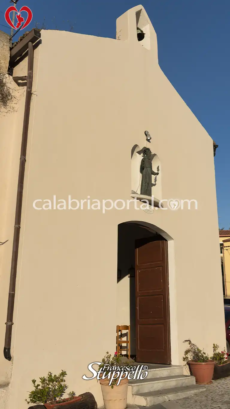 Facciata della Chiesa di San Daniele Fasanella a Belvedere Marittimo Marina Facciata della Chiesa di San Daniele Fasanella a Belvedere Marittimo Marina