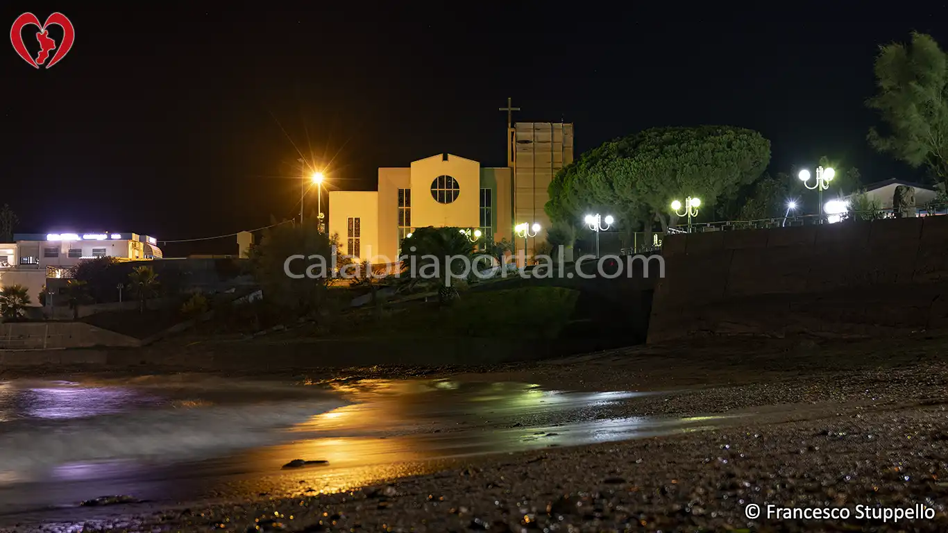Chiesa di Maria SS. del Rosario di Pompei a Belvedere Marittimo Marina - Calabria Chiesa di Maria SS. del Rosario di Pompei a Belvedere Marittimo Marina - Calabria