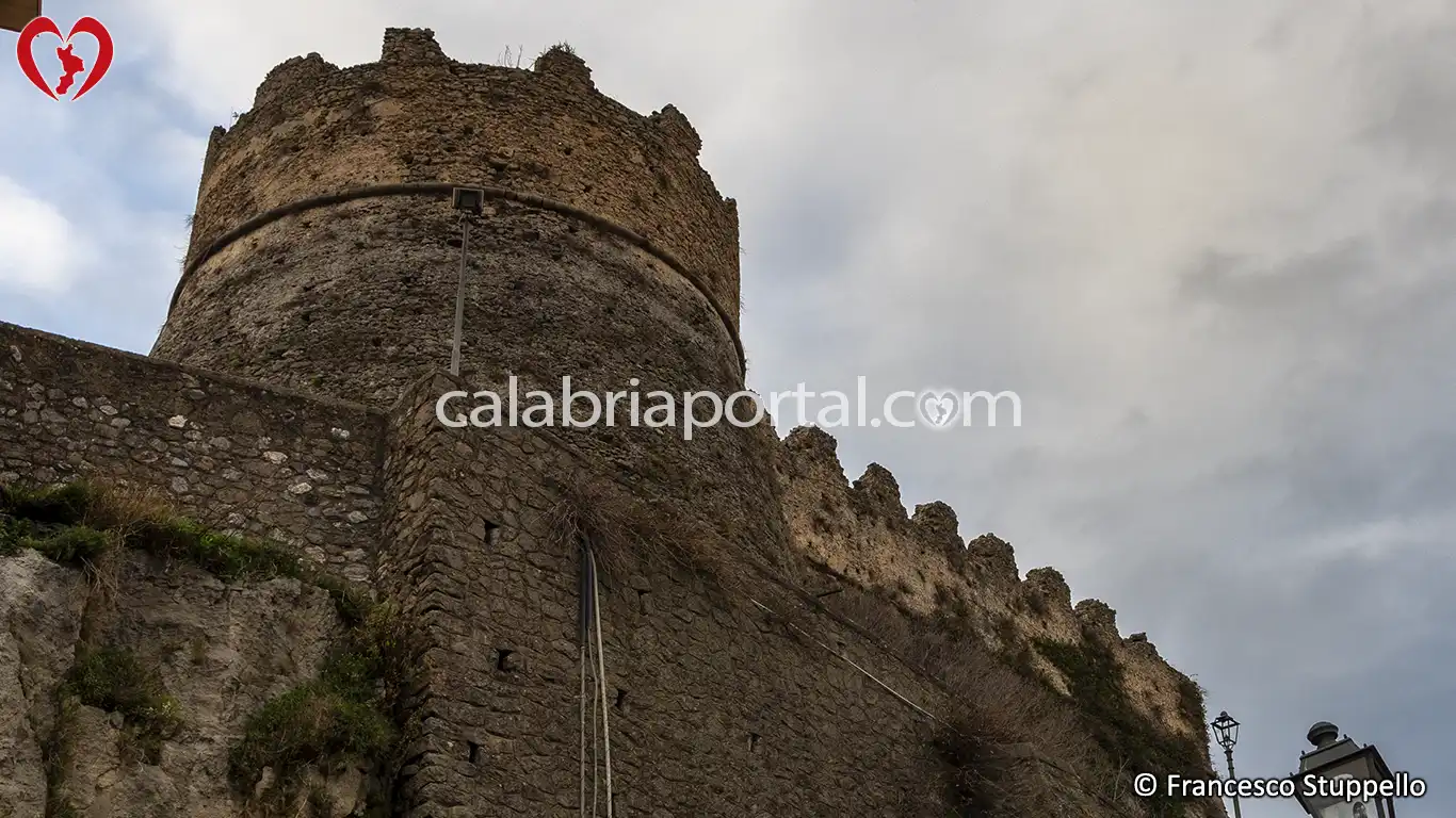 Scorcio del Castello Aragonese di Belvedere Marittimo