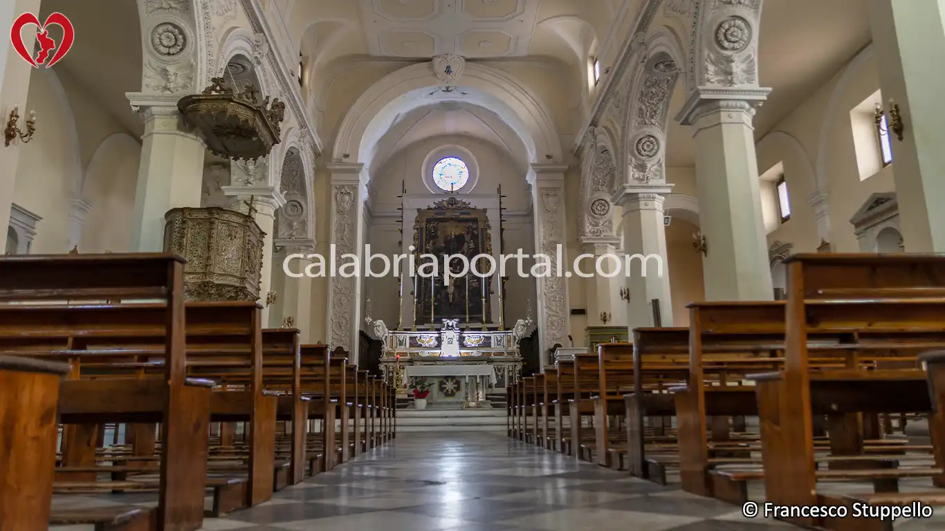 Chiesa di Santa Maria del Popolo a Belvedere Marittimo (CS) Chiesa di Santa Maria del Popolo a Belvedere Marittimo (CS)