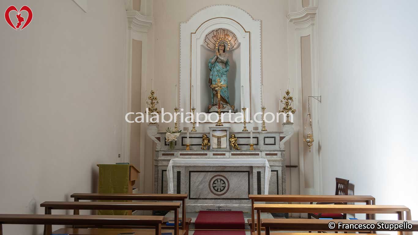 Cappella del SS. Sacramento a Bianchi (CS) Cappella del SS. Sacramento a Bianchi (CS)