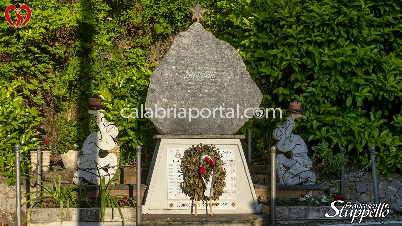 Monumento ai Caduti in Guerra di Buonvicino