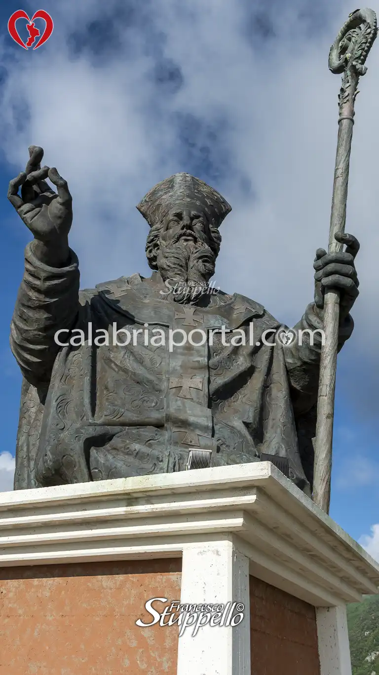 Statua Monumentale di San Ciriaco Abate a Buonvicino