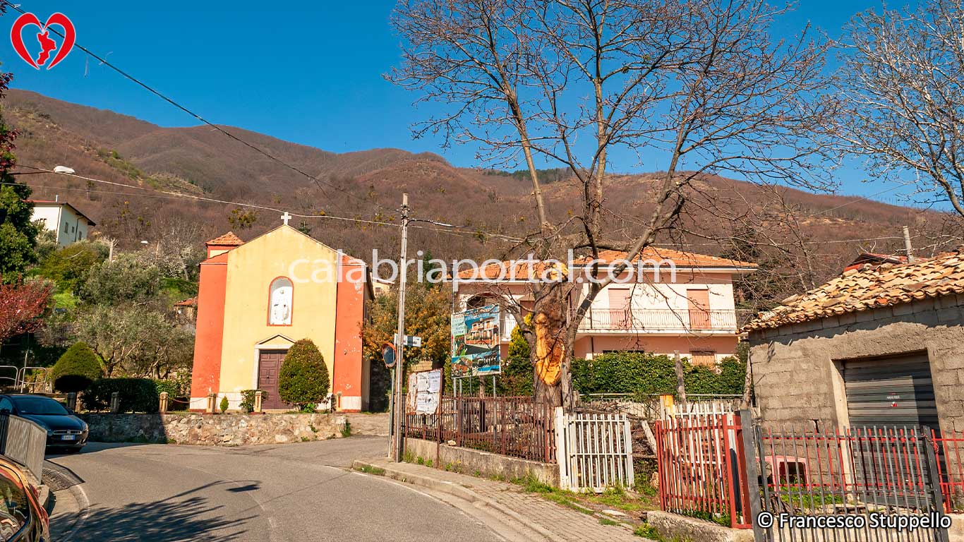 Scorcio del Borgo di Caldopiano (CS) Scorcio del Borgo di Caldopiano (CS)
