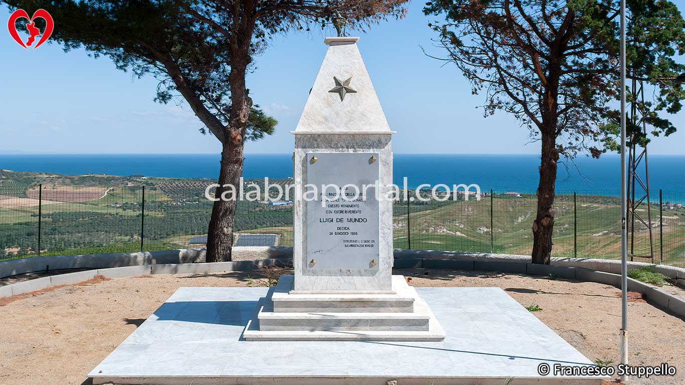Monumento ai Caduti per la Patria di Calopezzati (CS)