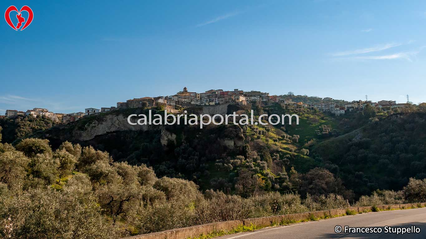 Scorcio di Caloveto (CS) Scorcio di Caloveto (CS)