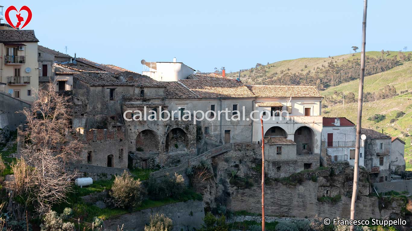 Scorcio di Caloveto (CS) Scorcio di Caloveto (CS)
