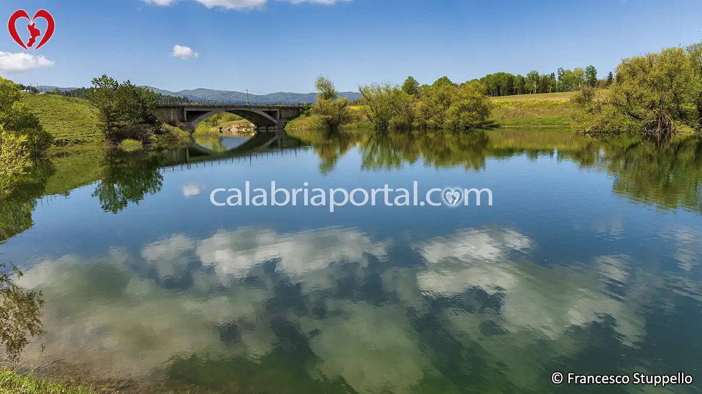 Veduta Panoramica del Lago Cecita Veduta Panoramica del Lago Cecita