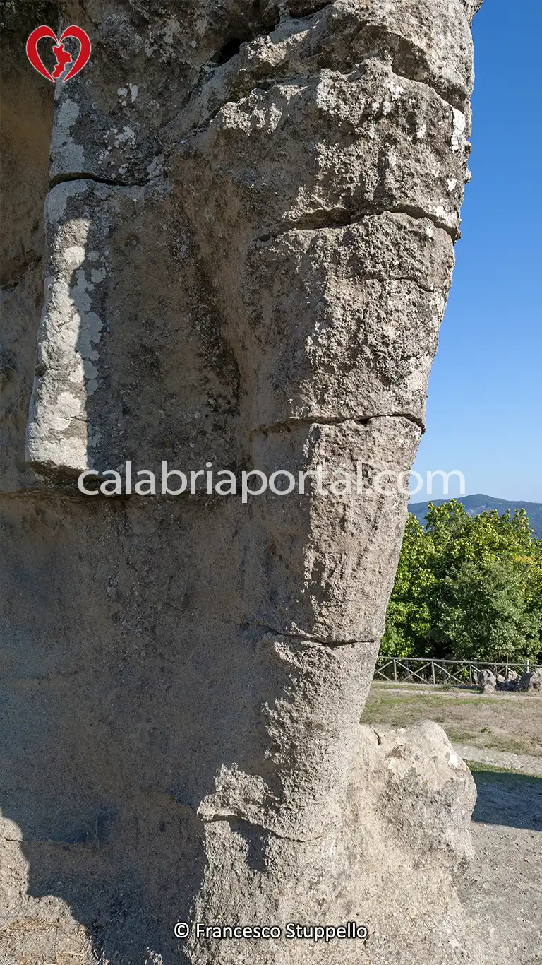 L'Elefante di Pietra di Campana (CS) L'Elefante di Pietra di Campana (CS)
