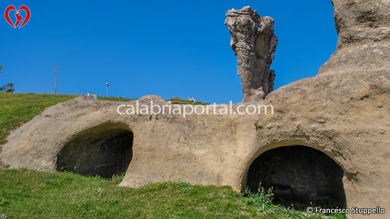 Grotte dell'Incavallicata a Campana (CS)
