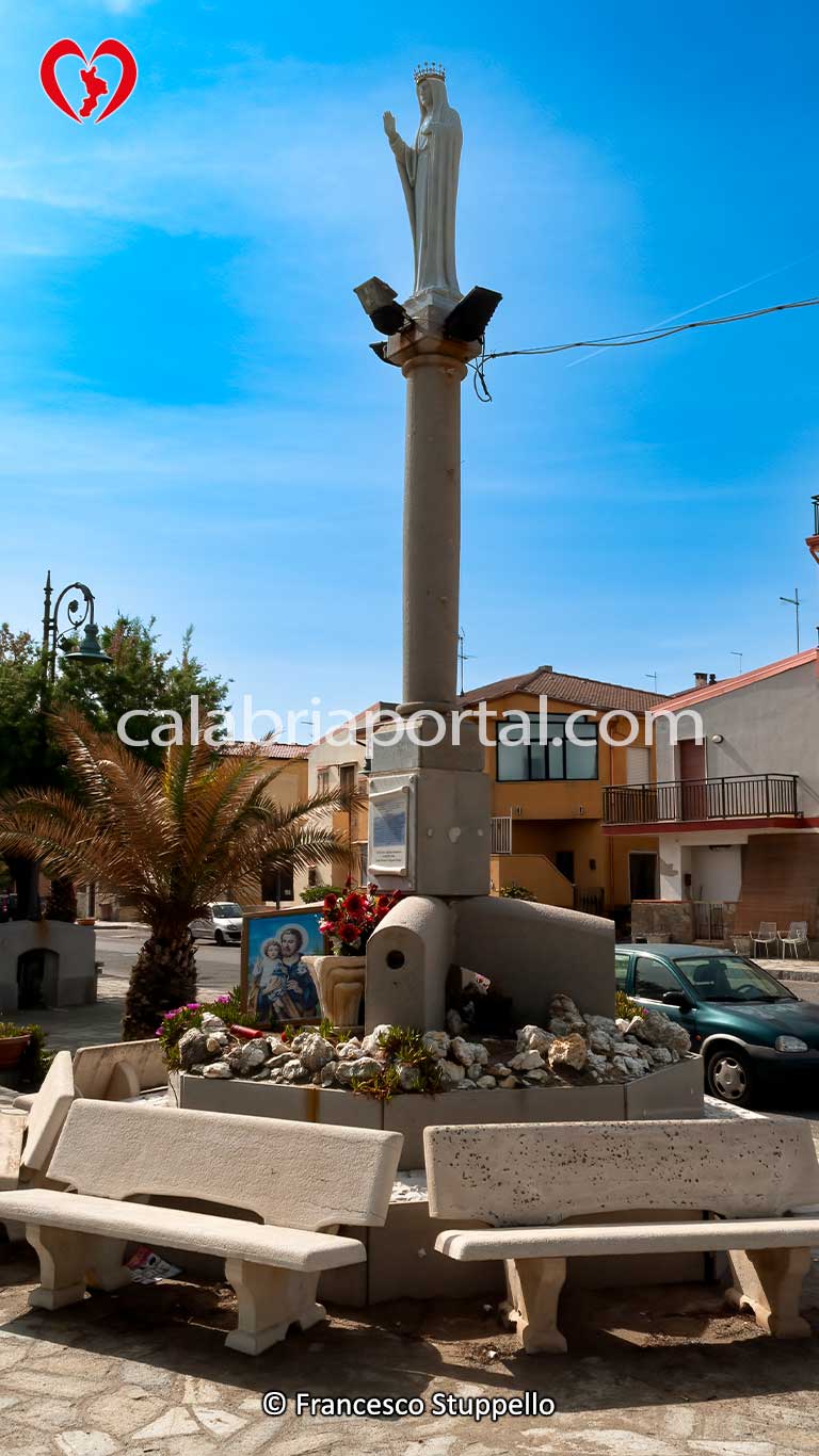 Monumento alla Madonna del Mare a Cariati (CS) Monumento alla Madonna del Mare a Cariati (CS)