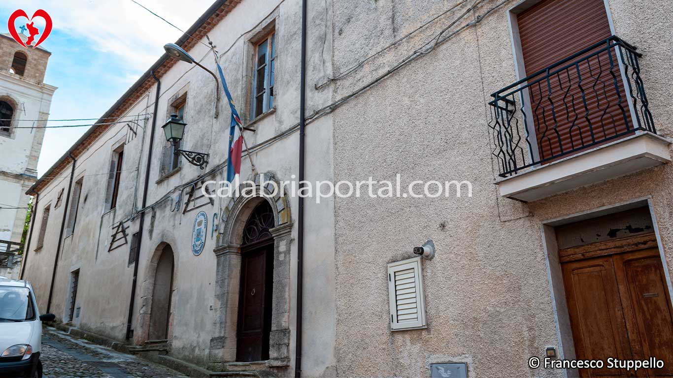 Palazzo Aragona a Carpanzano (CS)