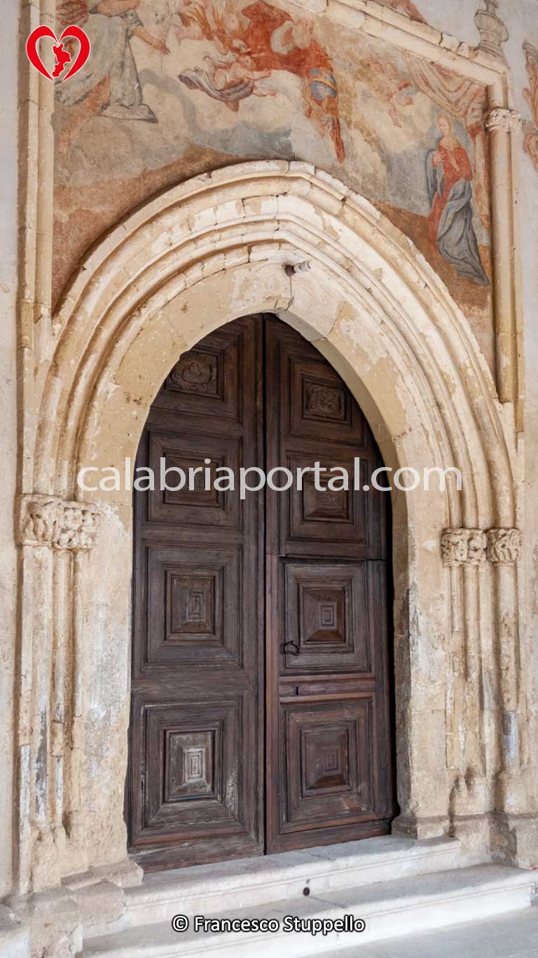 Portale Litico di Carpanzano (CS)